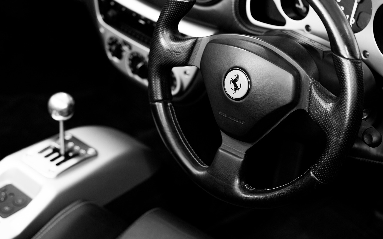 Featured image of post Ferrari Unveils Its First Electric Supercar: 1,000+ HP Powerhouse with Authentic EV Sound