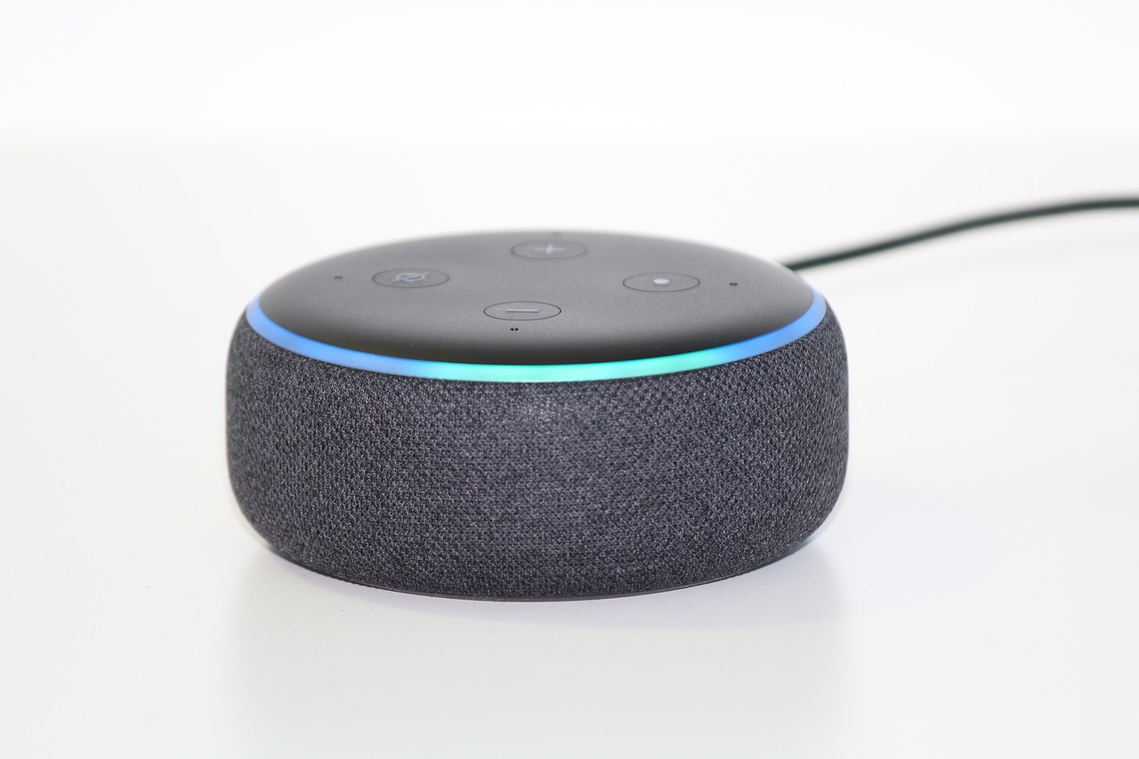 Featured image of post OpenAI's Mystery Device Will Reportedly Be a Smart Speaker That Moves