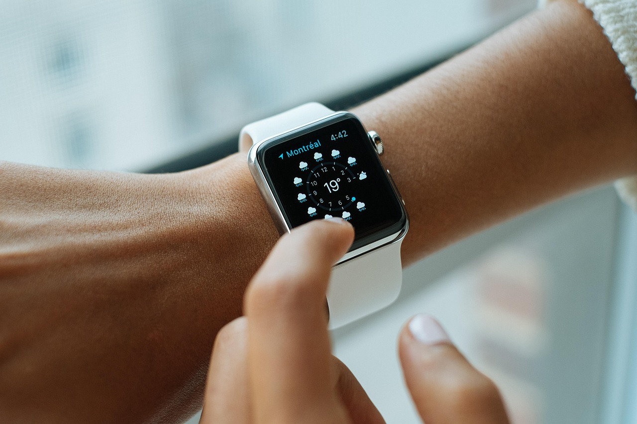 Featured image of post Google Pixel Watch 4 Achieves Groundbreaking 9/10 Repairability Score from iFixit