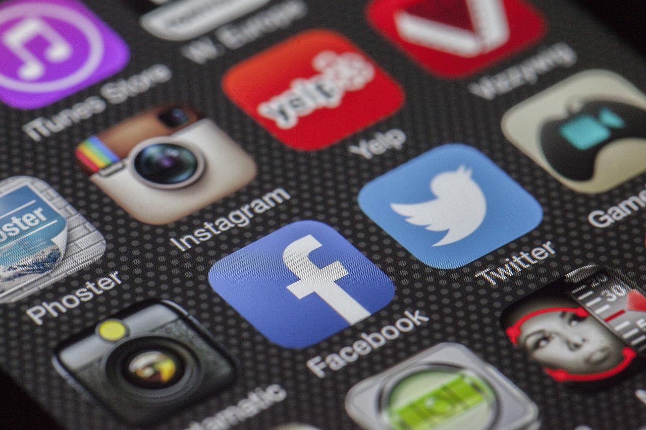 Featured image of post Instagram Tests New Layout Prioritizing Reels and Direct Messages